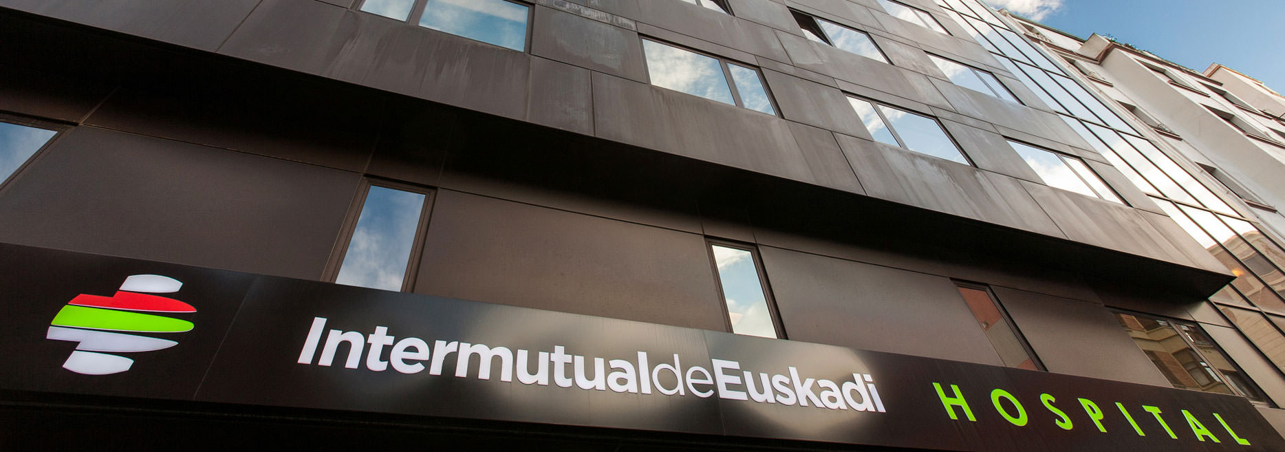 Presentación fachada Intermutual